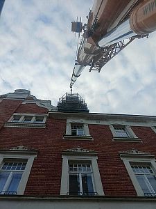 Pronájem autojeřábů s obsluhou pro výškové práce