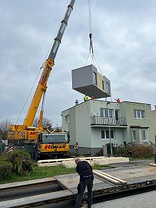 Pronájem autojeřábů s obsluhou pro výškové práce